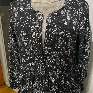 Black and white long sleeve dress